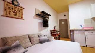 Апартаменты Sara Apartments Budva Будва Номер-студио с террасой-23